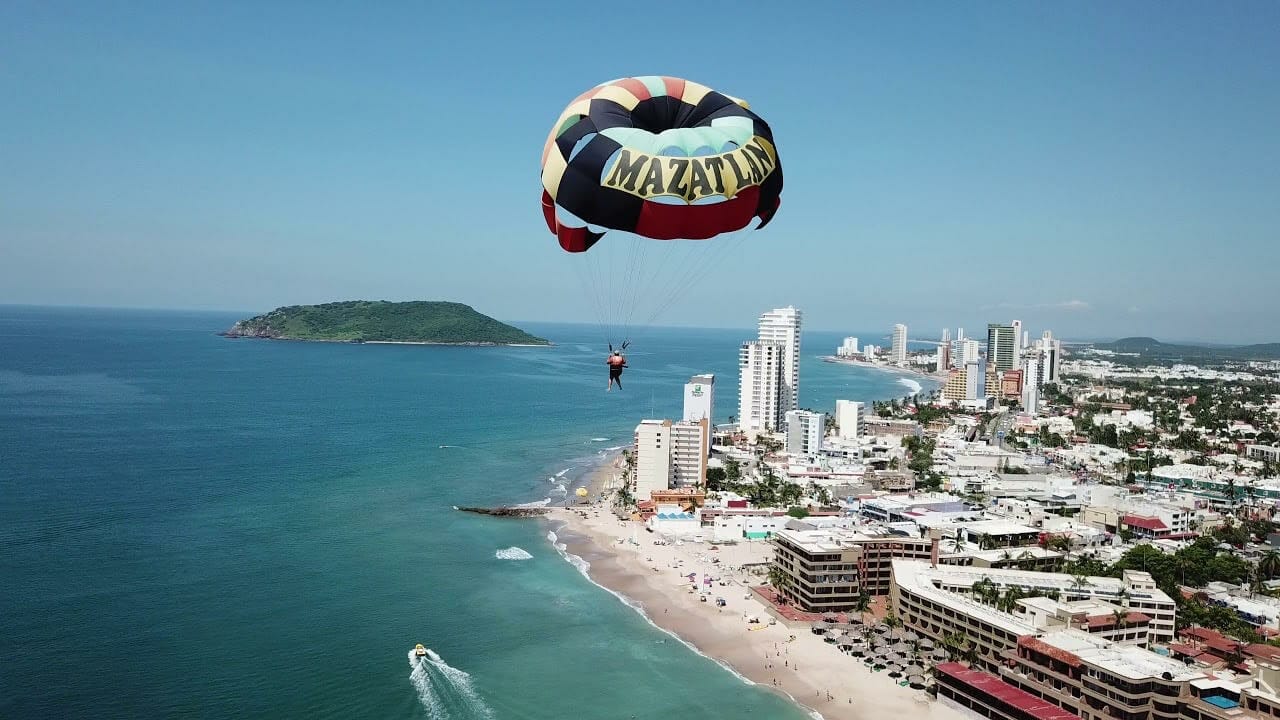 Parasailing Aquasports Mazatlan Fun Mazatlan 1.jpg-Fun Vacation