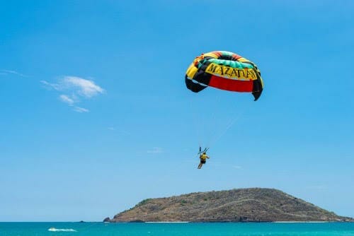 Parasailing Aquasports Mazatlan Fun Mazatlan 7.jpg-Fun Vacation