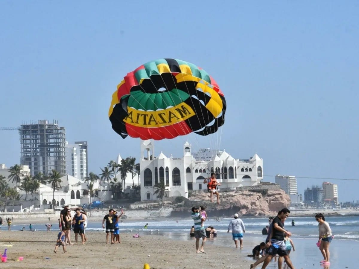 Parasailing Aquasports Mazatlan Fun Mazatlan 8.jpg-Fun Vacation